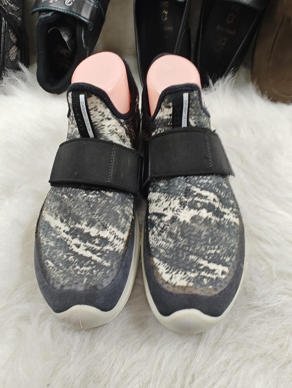 ECCO Danish Design Multicolor Slip-On Fabric Sneaker Women's Size EU 39 US 8.5-9